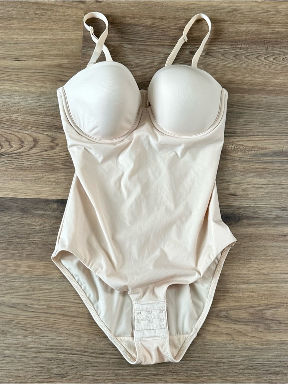 Wacoal Bodysuit 34C Red Carpet Strapless Shaping Bodybriefer Beige 801219